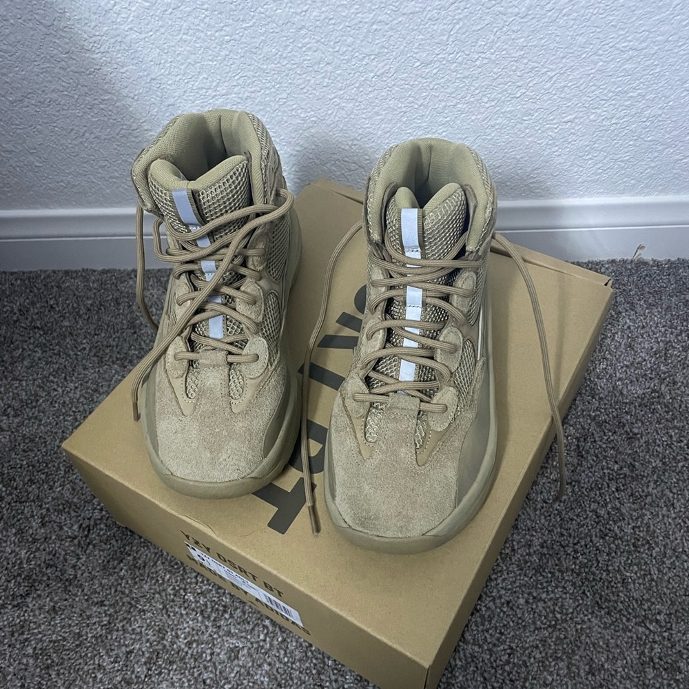 Yzy desert boot